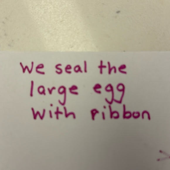 5 plastic eggs filled with MINI random toys, and vintage Mello Smello sticker - Picture 10 of 11